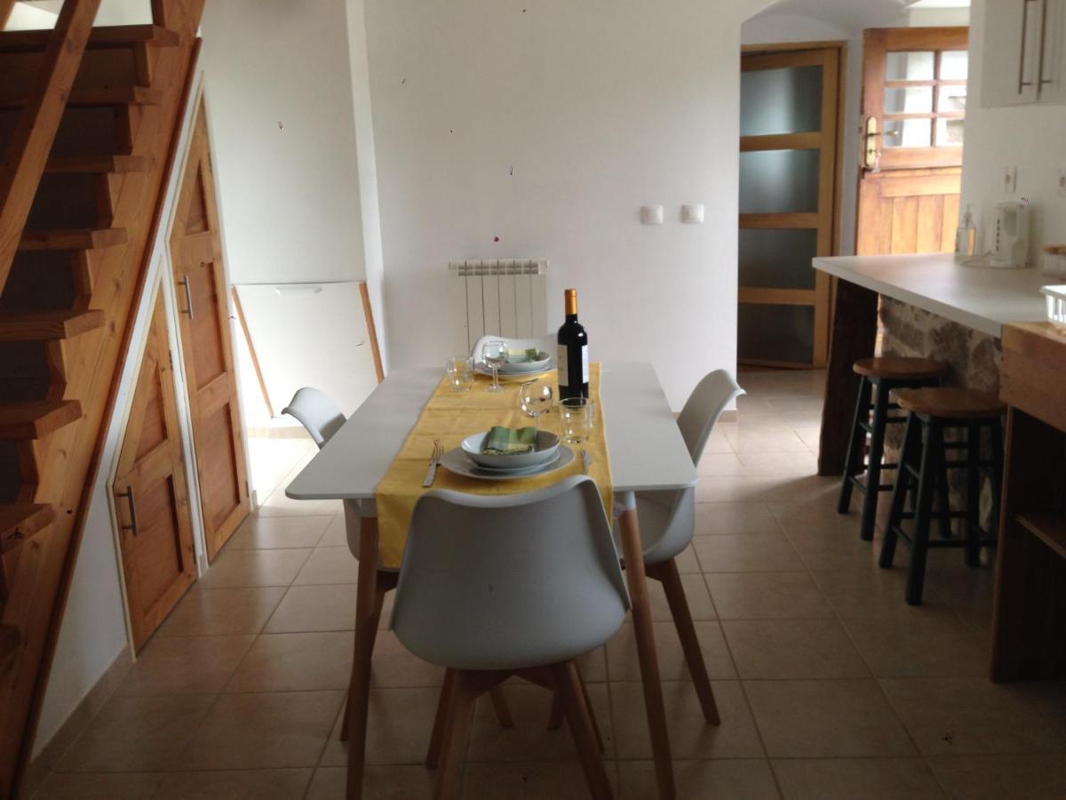 Captivating 2-Bed House With Log Burner In Kérien 외부 사진